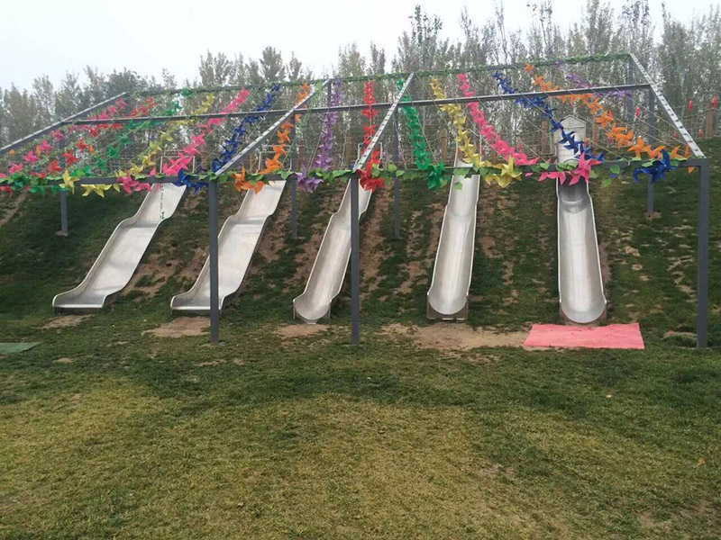 不銹鋼滑梯,不銹鋼滑梯廠家,不銹鋼滑梯工廠